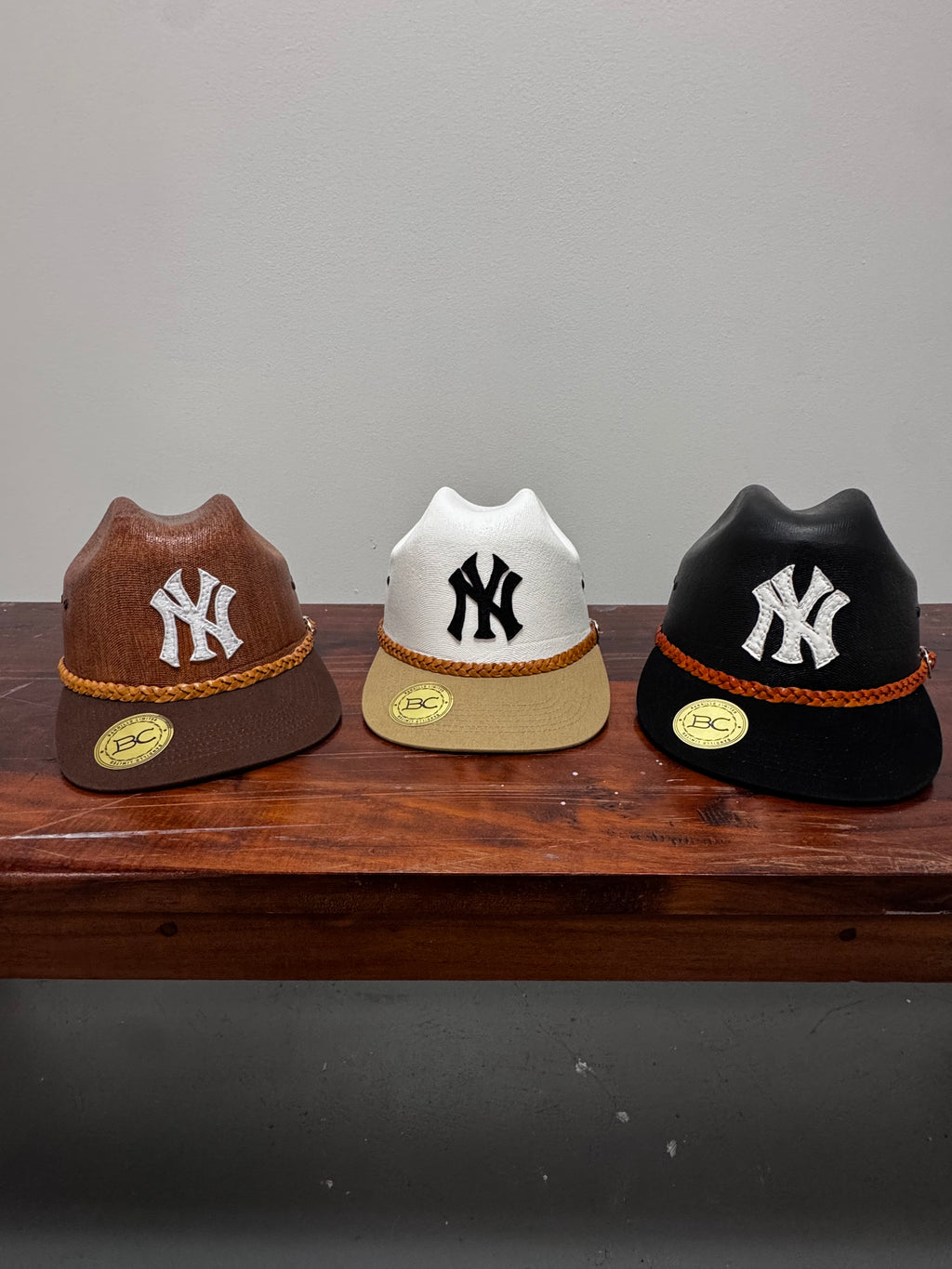 NY Yankees Bandillo Cap (white on tan)