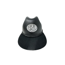 Load image into Gallery viewer, Black filigree buckle cap
