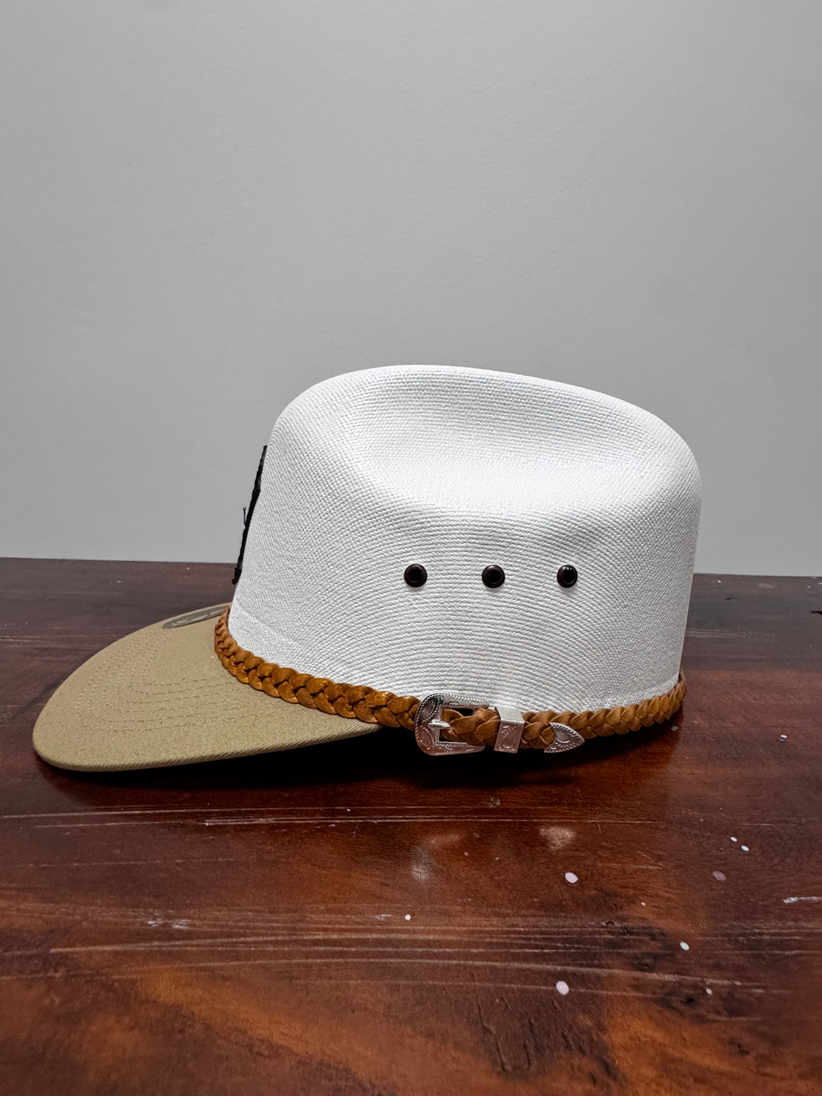 NY Yankees Bandillo Cap (white on tan)