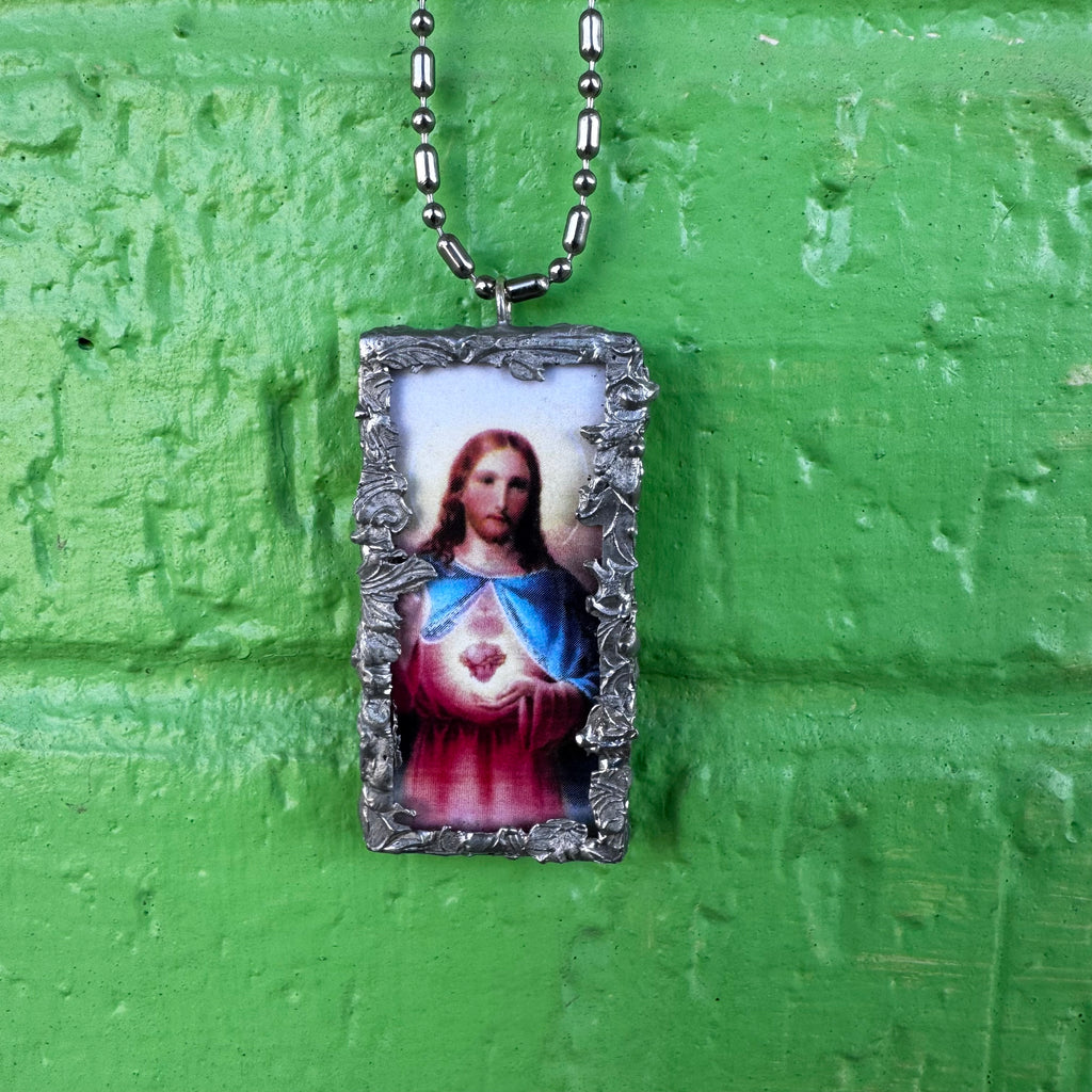 Jesus / Virgin Mary chain and pendant