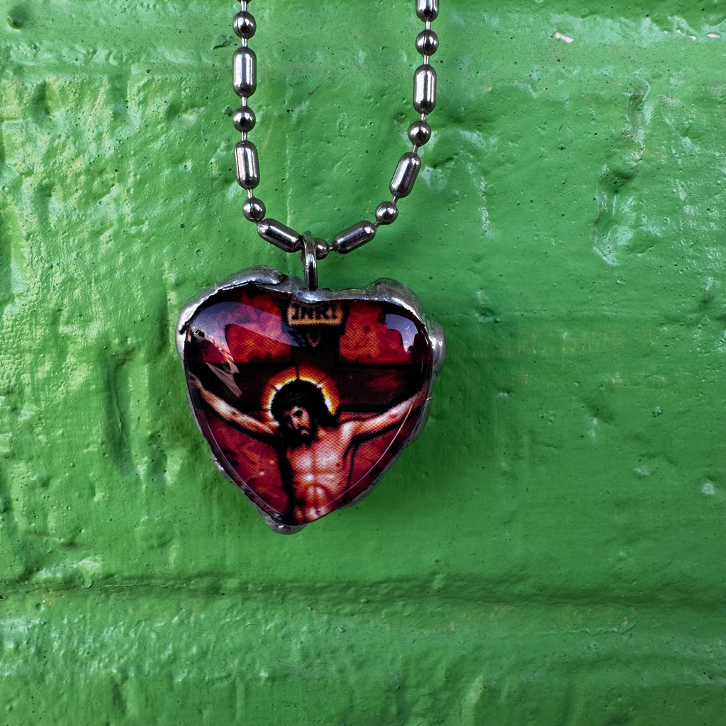 Jesus / Virgin Mary chain and heart shaped pendant