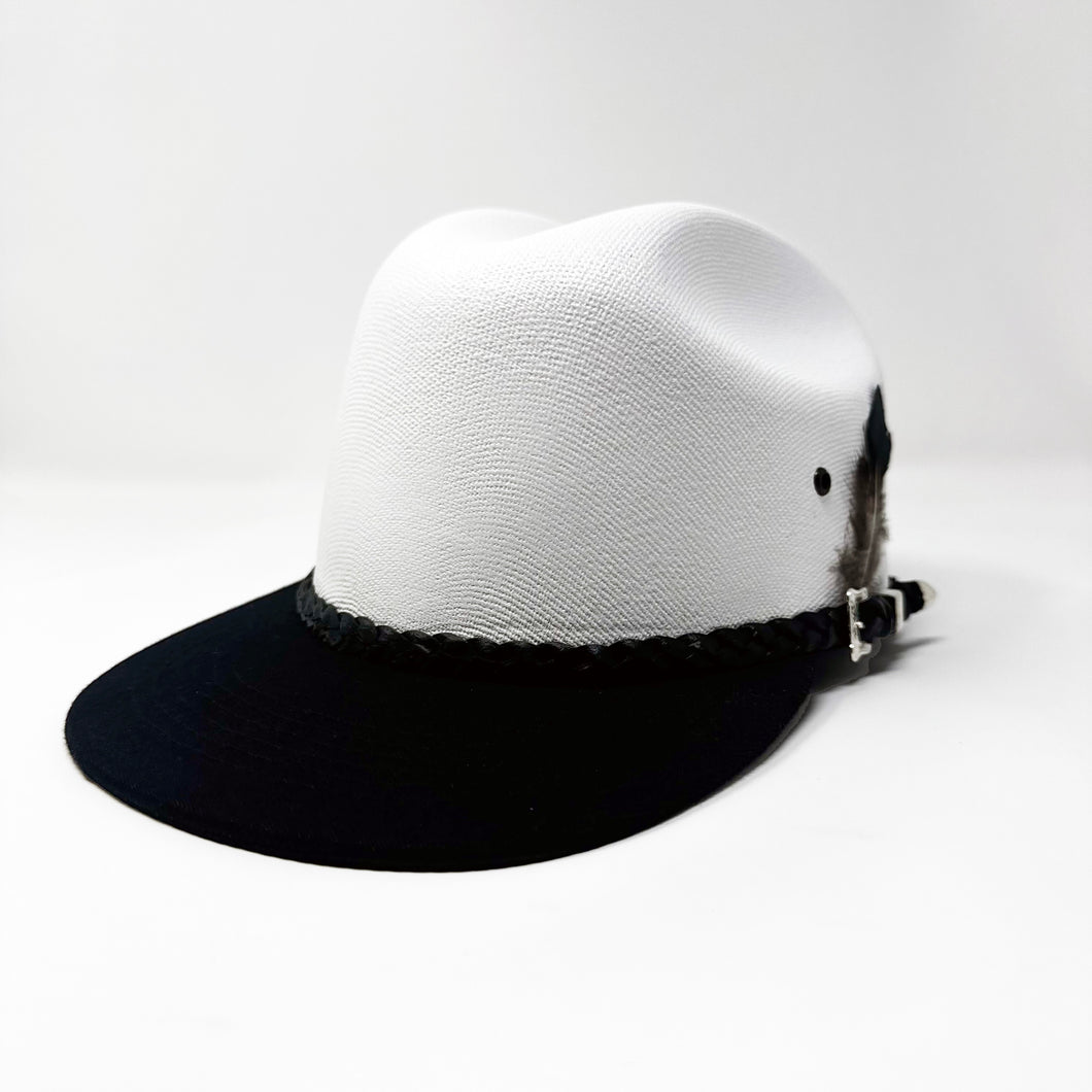 FEATHERED BLANK (BLACK)