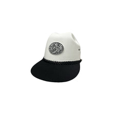 Load image into Gallery viewer, Black and white filigree buckle
