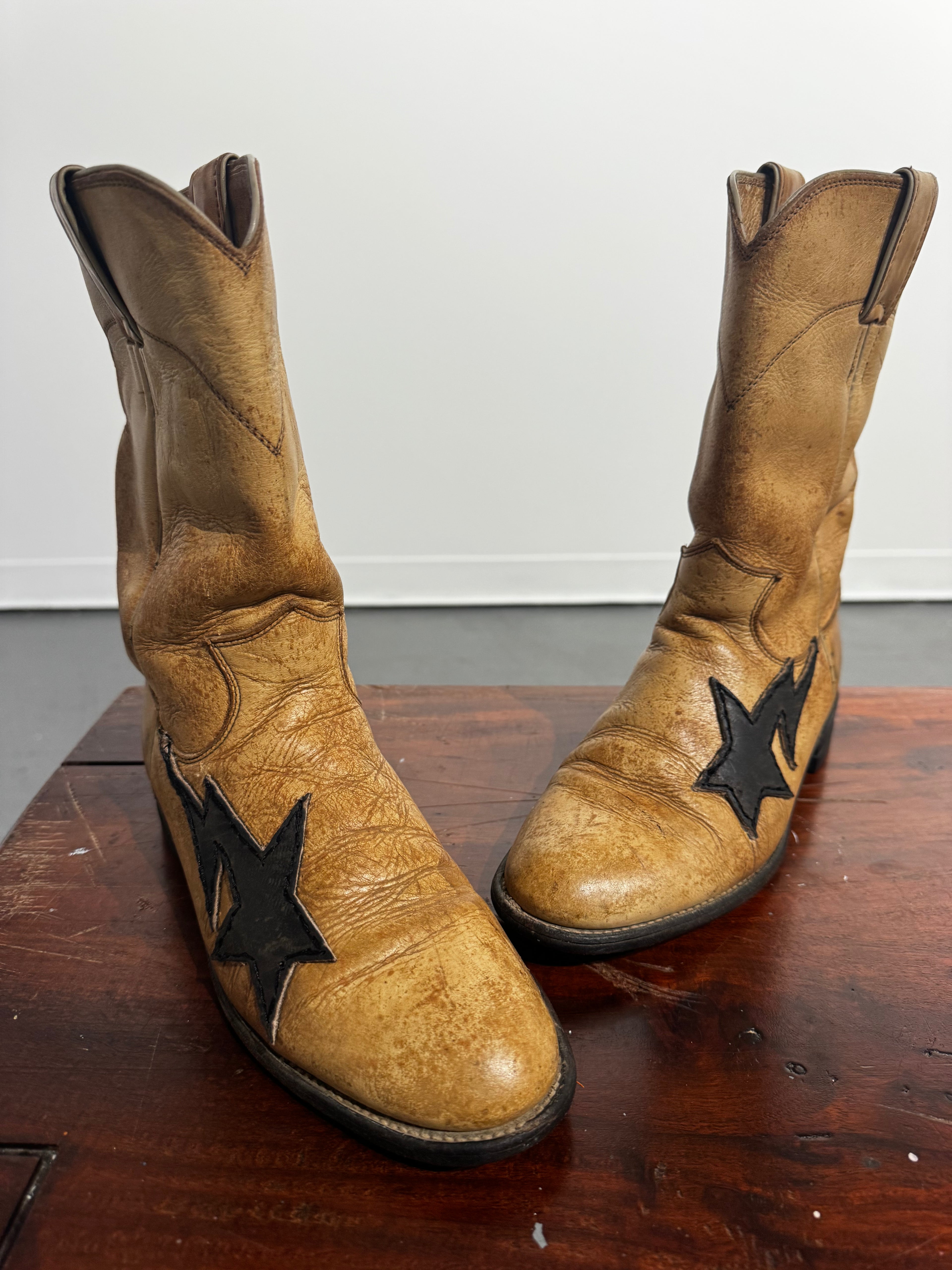 Bapesta Boot (women’s 7.5 B)